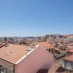 Charming Room In Lisbon Baixa